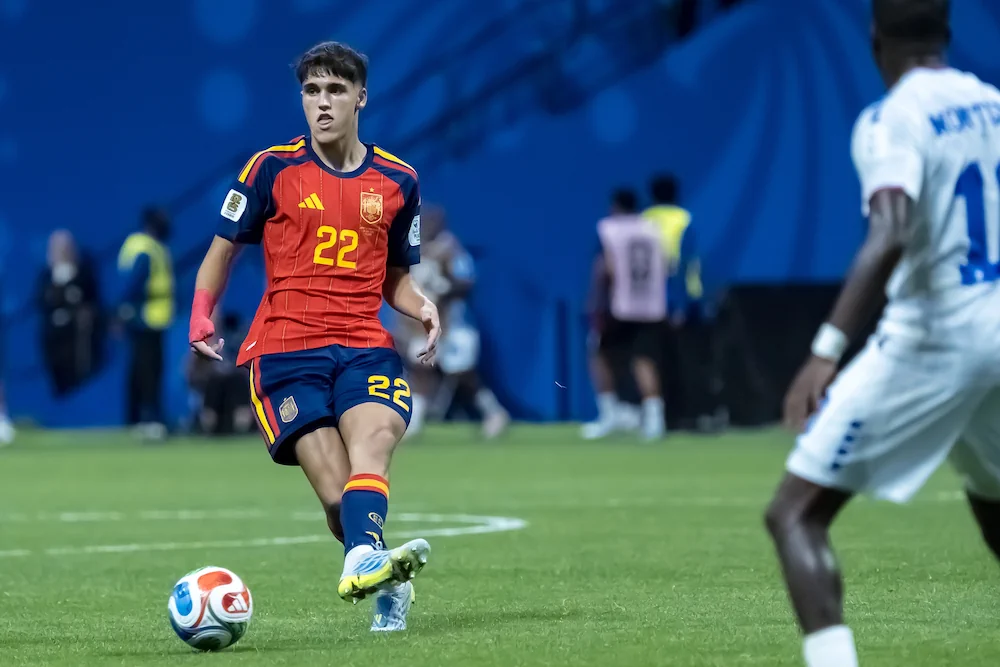 Pau Cubarsí takes the lead in the Golden Boy 2026 award race