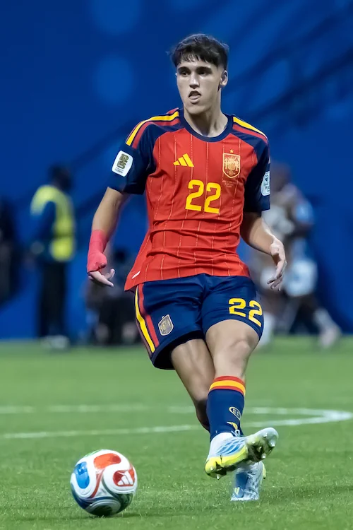 Pau Cubarsí takes the lead in the Golden Boy 2026 award race